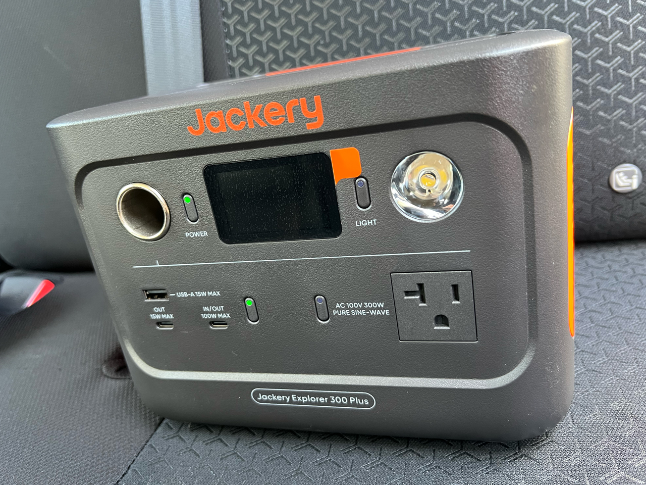 車内に放置したポータブル電源